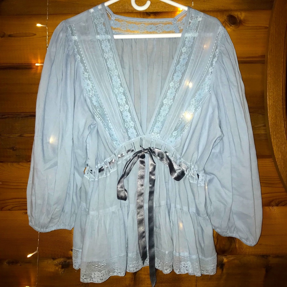 Long sleeve blouse